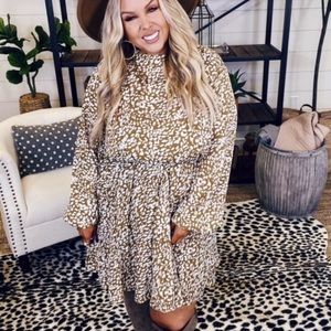 Kori animal print long sleeve dress M/L NWT